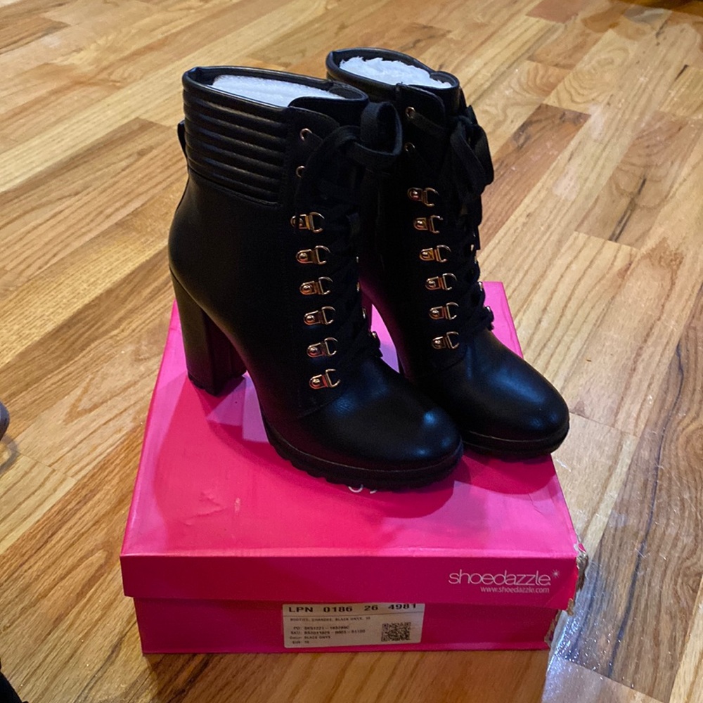 Shoe Dazzle Size 10 Shandee Booties